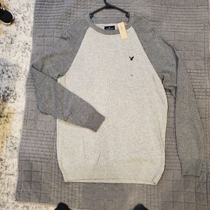 American Eagle Gray Crew Neck Classic Fit Sweater NEW